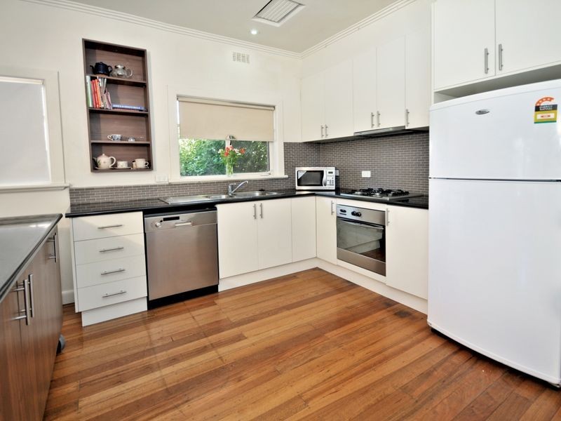 1/1147 Main Road, Eltham VIC 3095