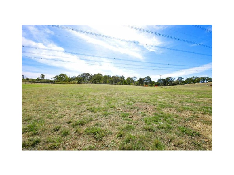 24 Mackelroy Road, Plenty VIC 3090