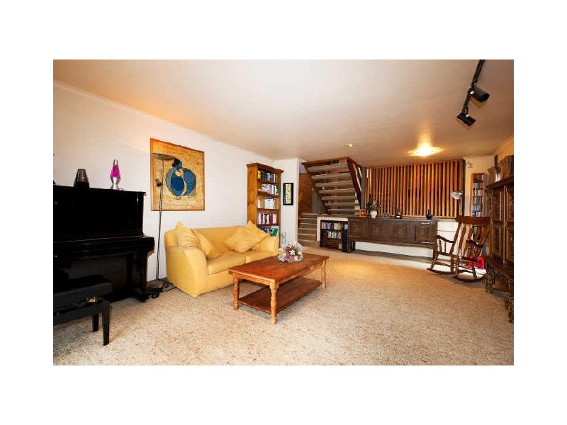 1 Elouera Close, Eltham VIC 3095