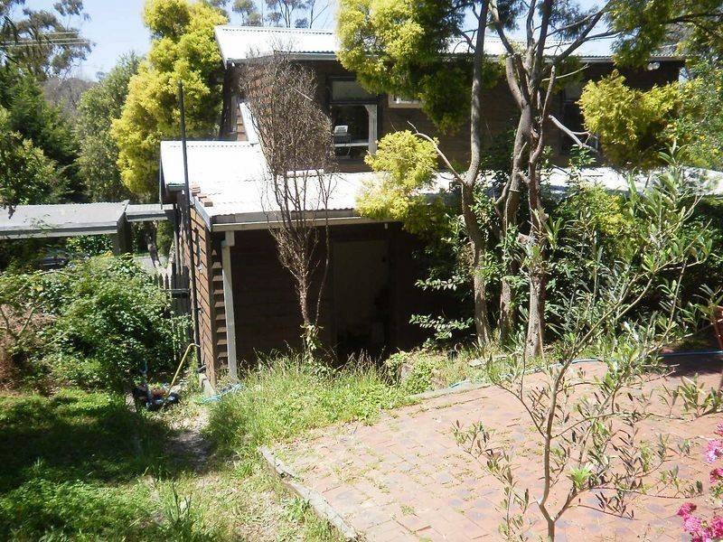 65 Lower Road, Eltham North VIC 3095