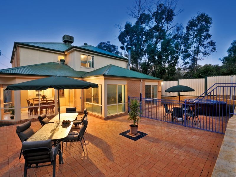 35 Aqueduct Lane, Diamond Creek VIC 3089
