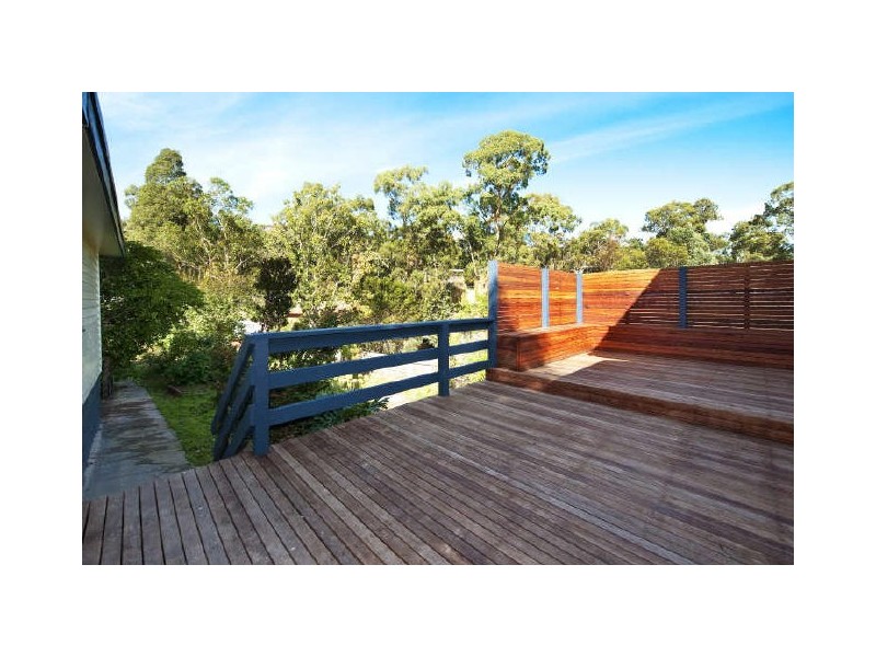 House 1/86 Diamond Creek Road, Greensborough VIC 3088