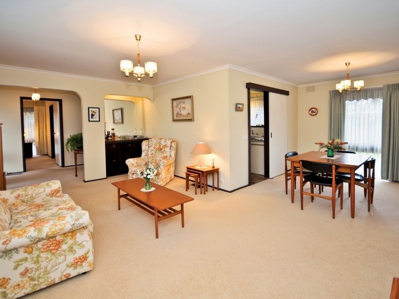 6 Bahen Court, Watsonia VIC 3087