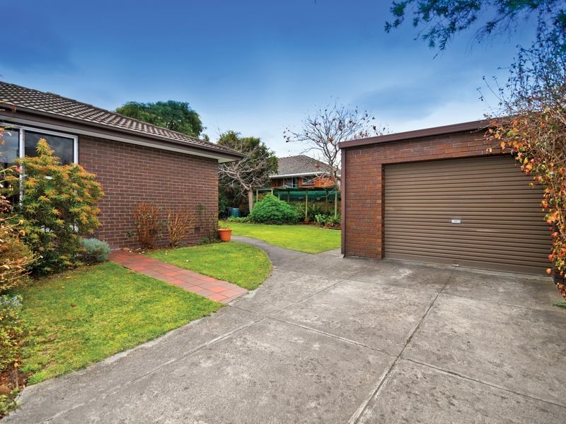 6 Bahen Court, Watsonia VIC 3087