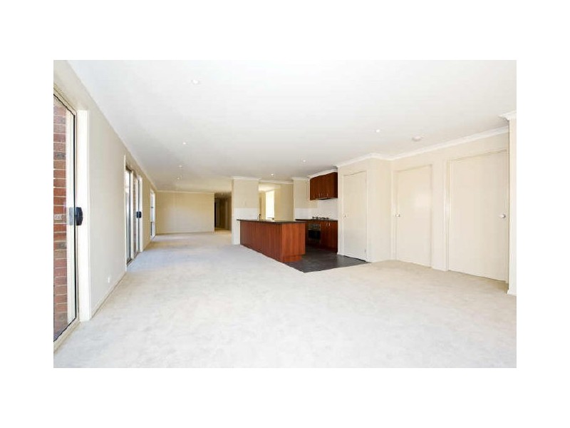 7 Harmony Drive, South Morang VIC 3752