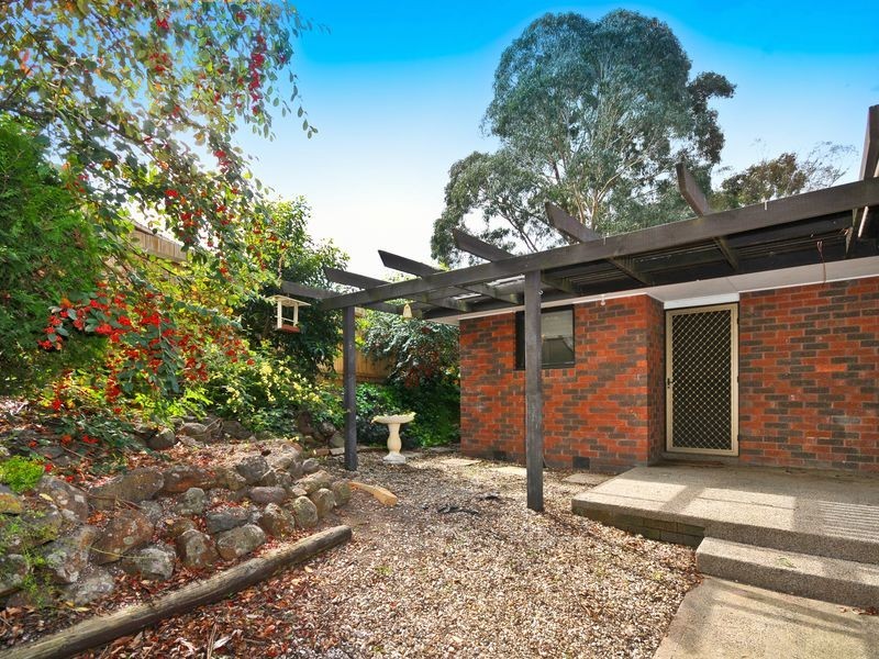 48 Avandina Crescent, Greensborough VIC 3088