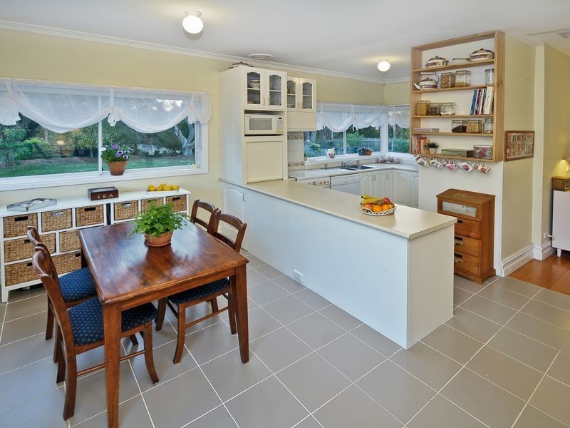 3 Glen Park Road, Eltham North VIC 3095