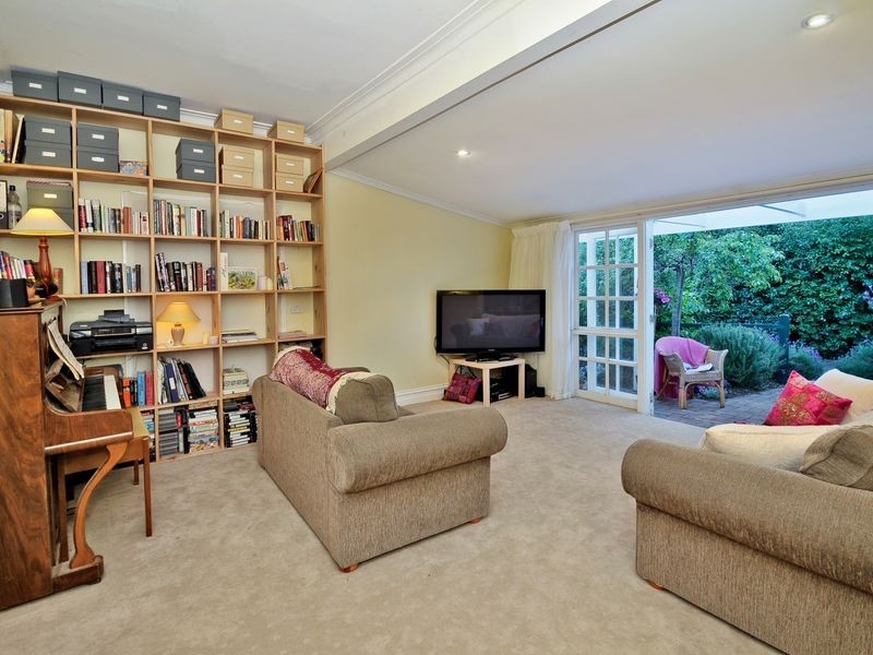 3 Glen Park Road, Eltham North VIC 3095