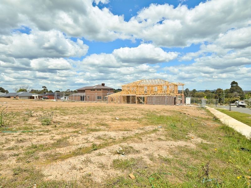 15 Eminence Boulevard, Doreen VIC 3754