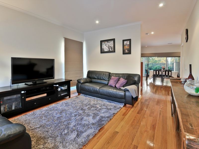 2/317 Liberty Parade, Heidelberg Heights VIC 3081