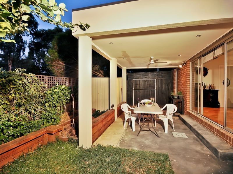 2/317 Liberty Parade, Heidelberg Heights VIC 3081