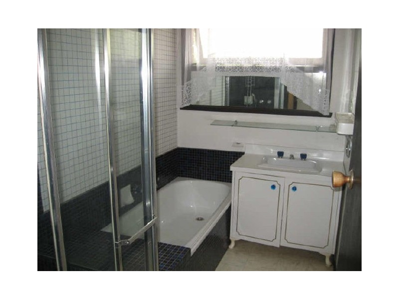 48 Avandina Crescent, Greensborough VIC 3088