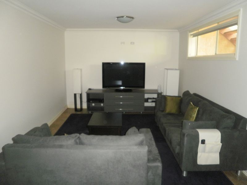 2/28 Reichelt Avenue, Montmorency VIC 3094