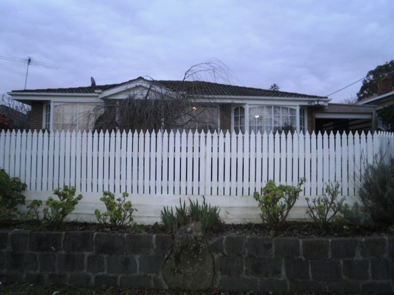 1/35 Devonshire Road, Watsonia VIC 3087