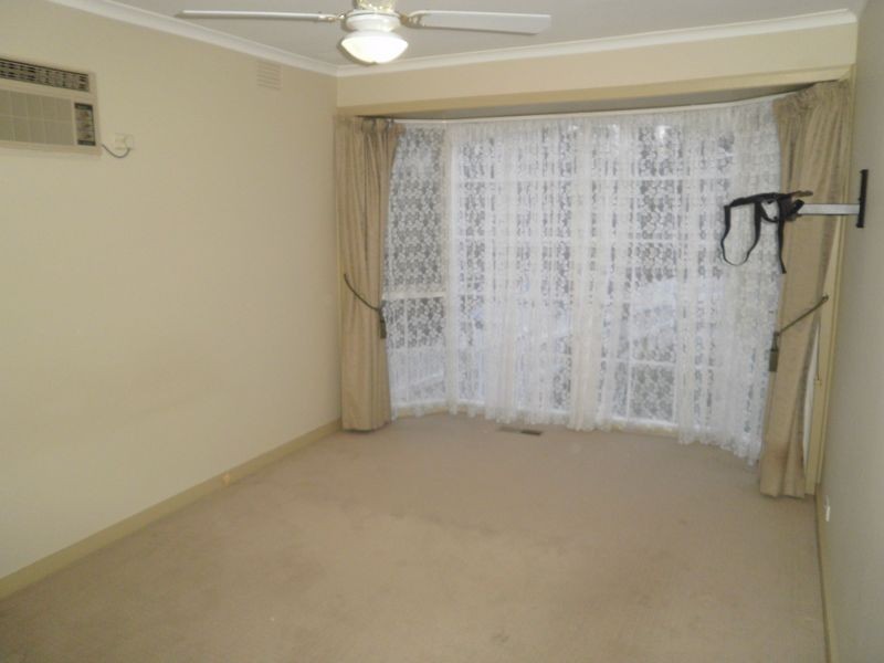 1/35 Devonshire Road, Watsonia VIC 3087