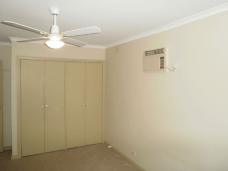 1/35 Devonshire Road, Watsonia VIC 3087