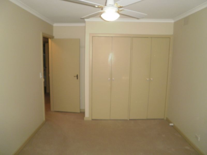 1/35 Devonshire Road, Watsonia VIC 3087