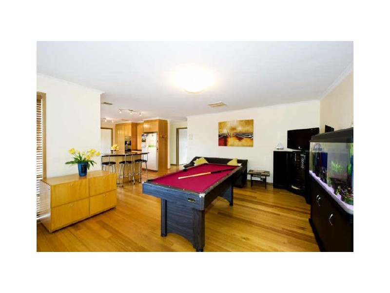 22 Sieben Close, Mill Park VIC 3082