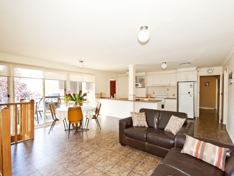 Eltham VIC 3095
