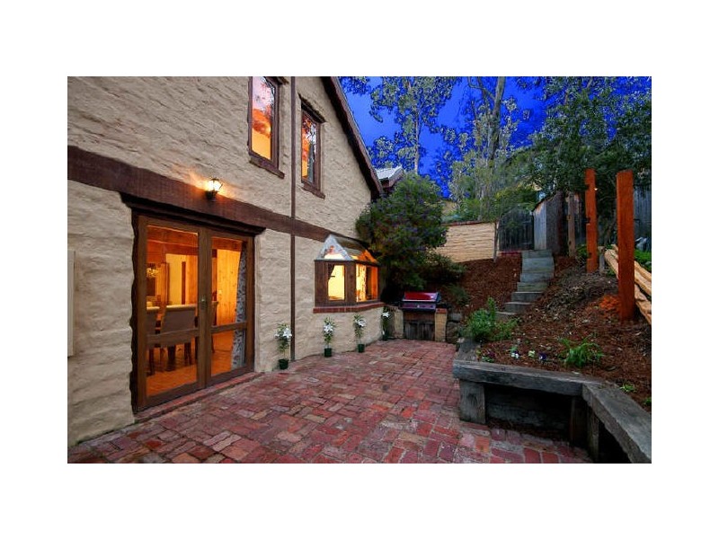 29 Kerrie Crescent, Eltham VIC 3095