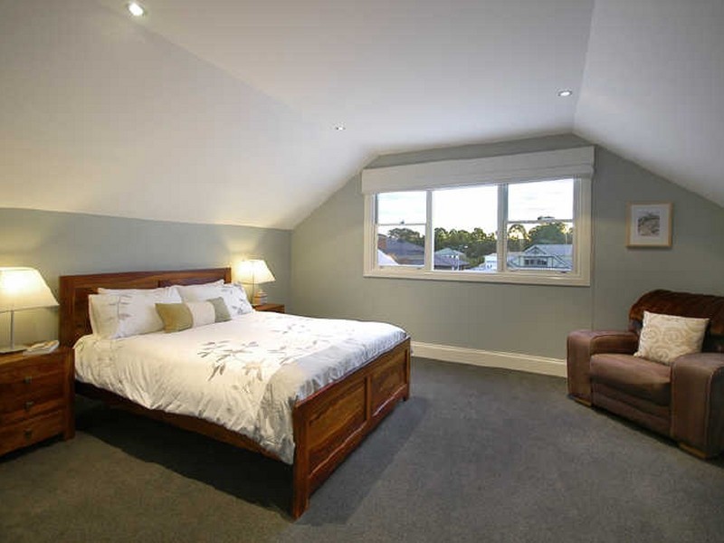 5 Charles Condor Place, Briar Hill VIC 3088