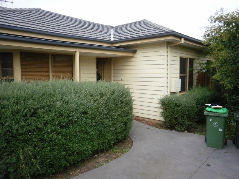 2/16 Beaumont Street, Watsonia VIC 3087