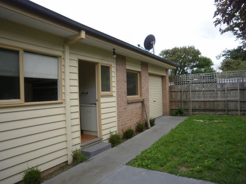 2/16 Beaumont Street, Watsonia VIC 3087