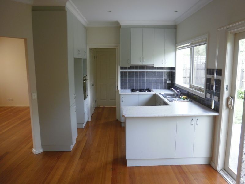 2/16 Beaumont Street, Watsonia VIC 3087