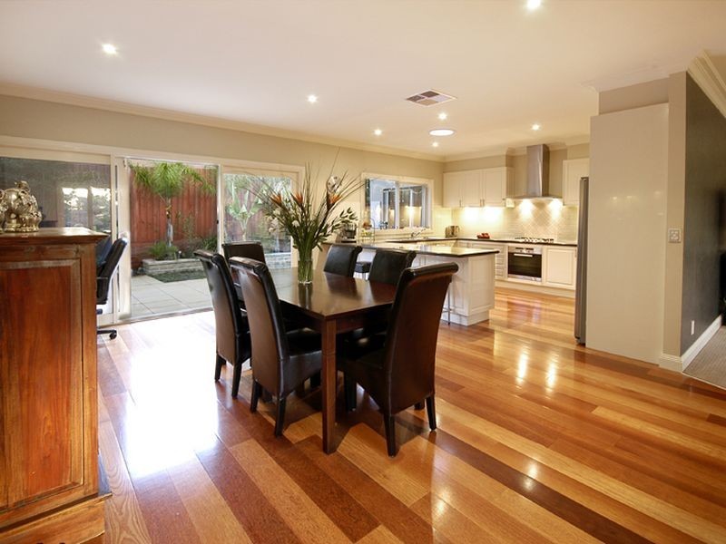 12 Thomas Street, Eltham VIC 3095