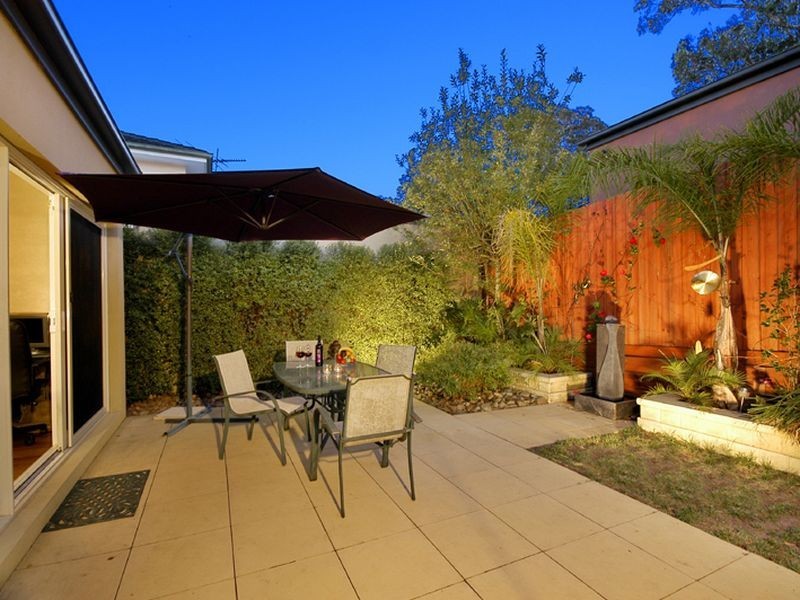 12 Thomas Street, Eltham VIC 3095