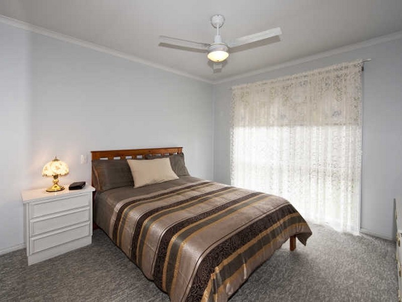 2/100 St Helena Road, Briar Hill VIC 3088
