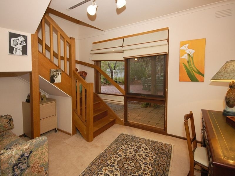 132 Meander Road, Hurstbridge VIC 3099