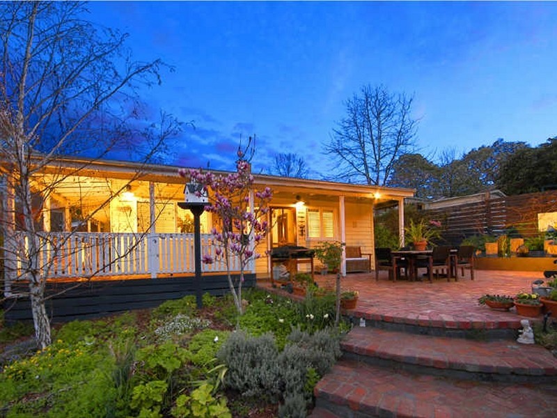10 Wattletree Road, Hurstbridge VIC 3099