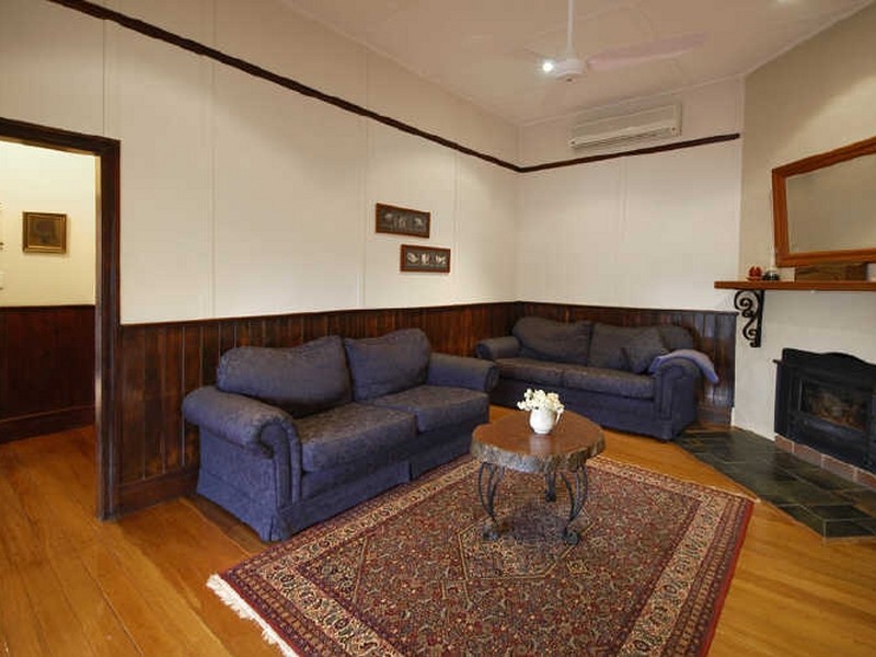 10 Wattletree Road, Hurstbridge VIC 3099