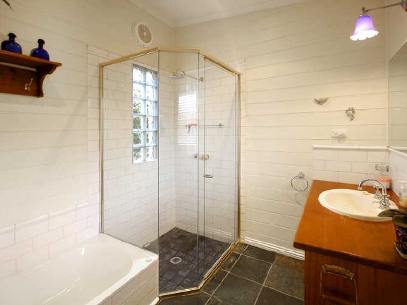 10 Wattletree Road, Hurstbridge VIC 3099