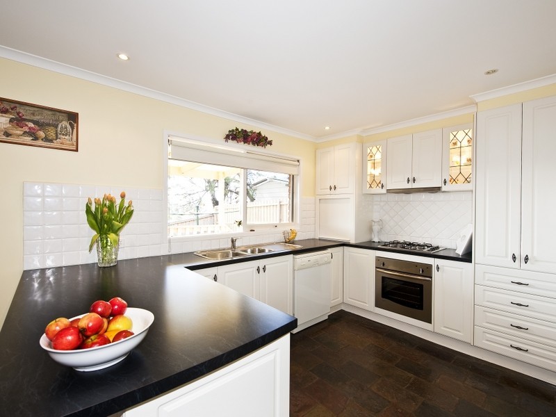 257 Plenty River Drive, Greensborough VIC 3088