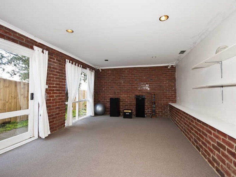 257 Plenty River Drive, Greensborough VIC 3088