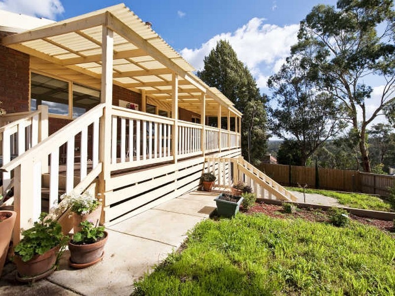 257 Plenty River Drive, Greensborough VIC 3088