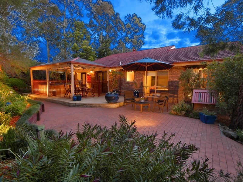 84 Frank Street, Eltham VIC 3095