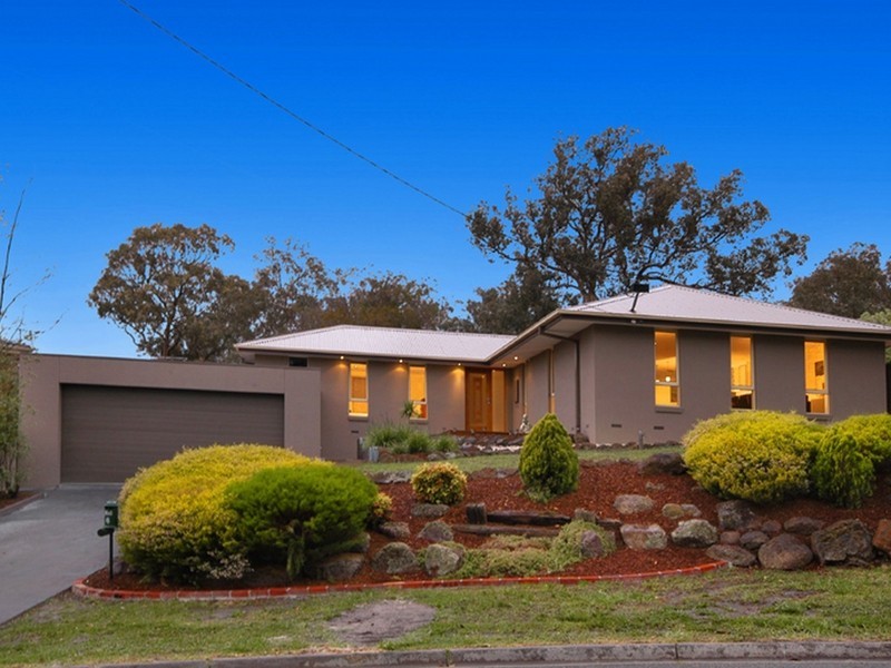 6 Foster Road, Eltham VIC 3095