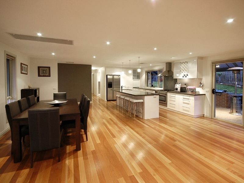 6 Foster Road, Eltham VIC 3095