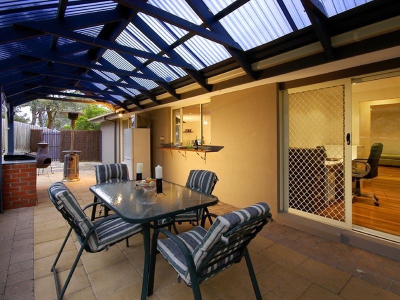 6 Foster Road, Eltham VIC 3095