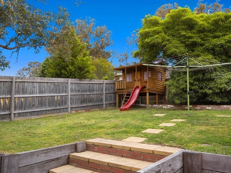 6 Foster Road, Eltham VIC 3095