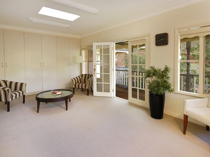 42 Wombat Drive, Eltham VIC 3095