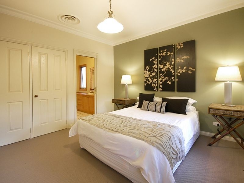 42 Wombat Drive, Eltham VIC 3095
