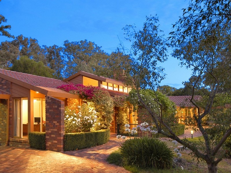 23 Lorimer Road, Wattle Glen VIC 3096