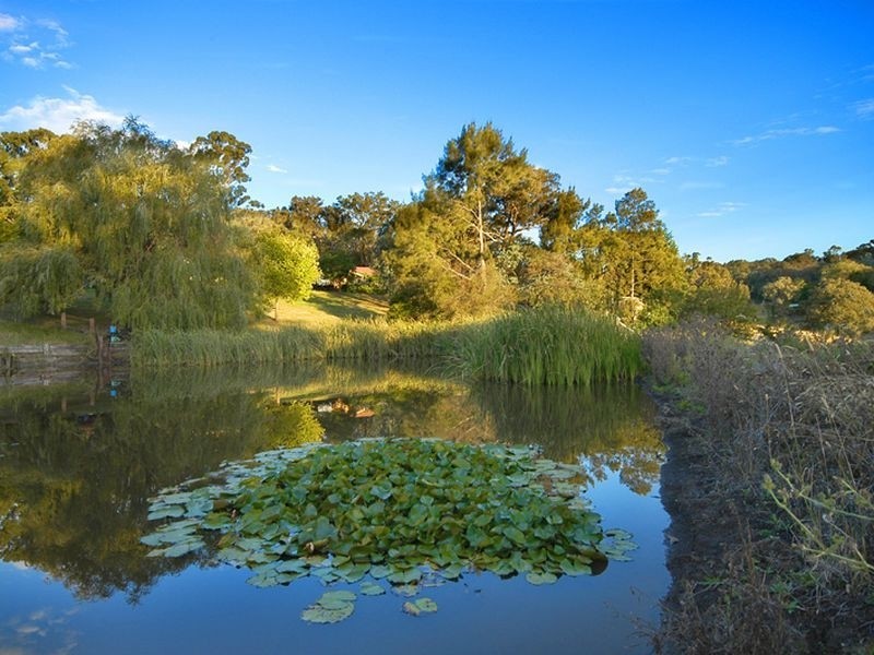 23 Lorimer Road, Wattle Glen VIC 3096