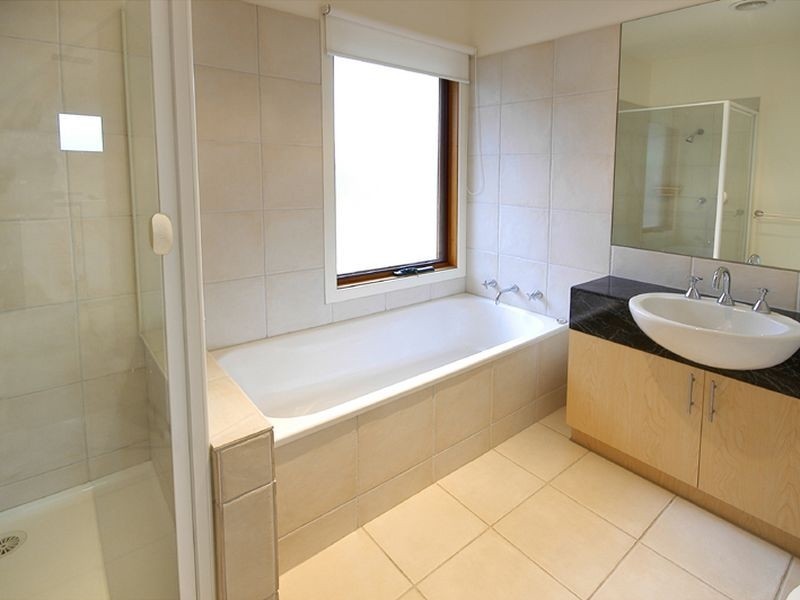 3 Woodlawn Circuit, Macleod VIC 3085