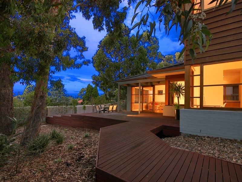 3 Woodlawn Circuit, Macleod VIC 3085