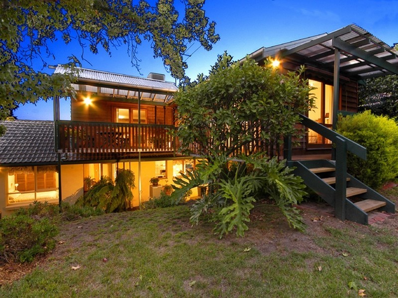 2 Stone Street, Diamond Creek VIC 3089